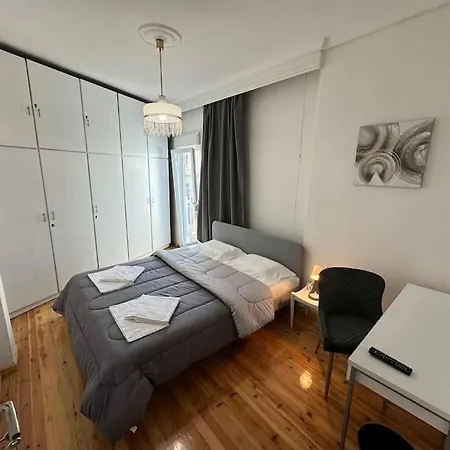 Διαμέρισμα Cityscape Haven In *